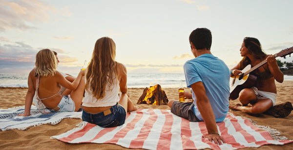 Pourquoi la piscine d'un camping de Saint malo est essentiel pour les animations des enfants ?
